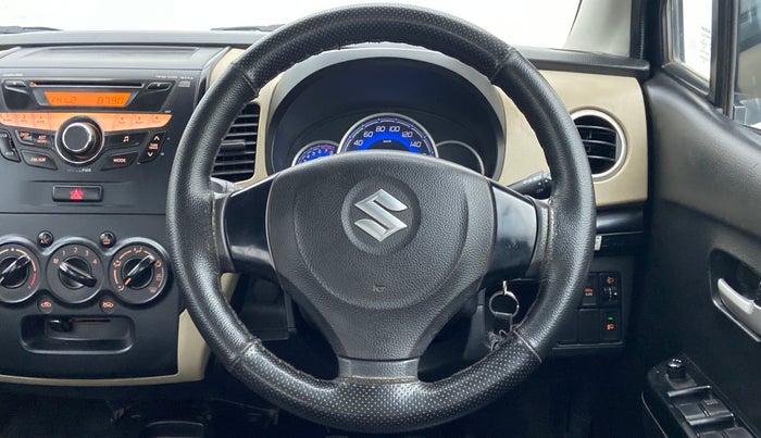 2018 Maruti Wagon R 1.0 VXI, Petrol, Manual, 66,794 km, Steering Wheel Close Up