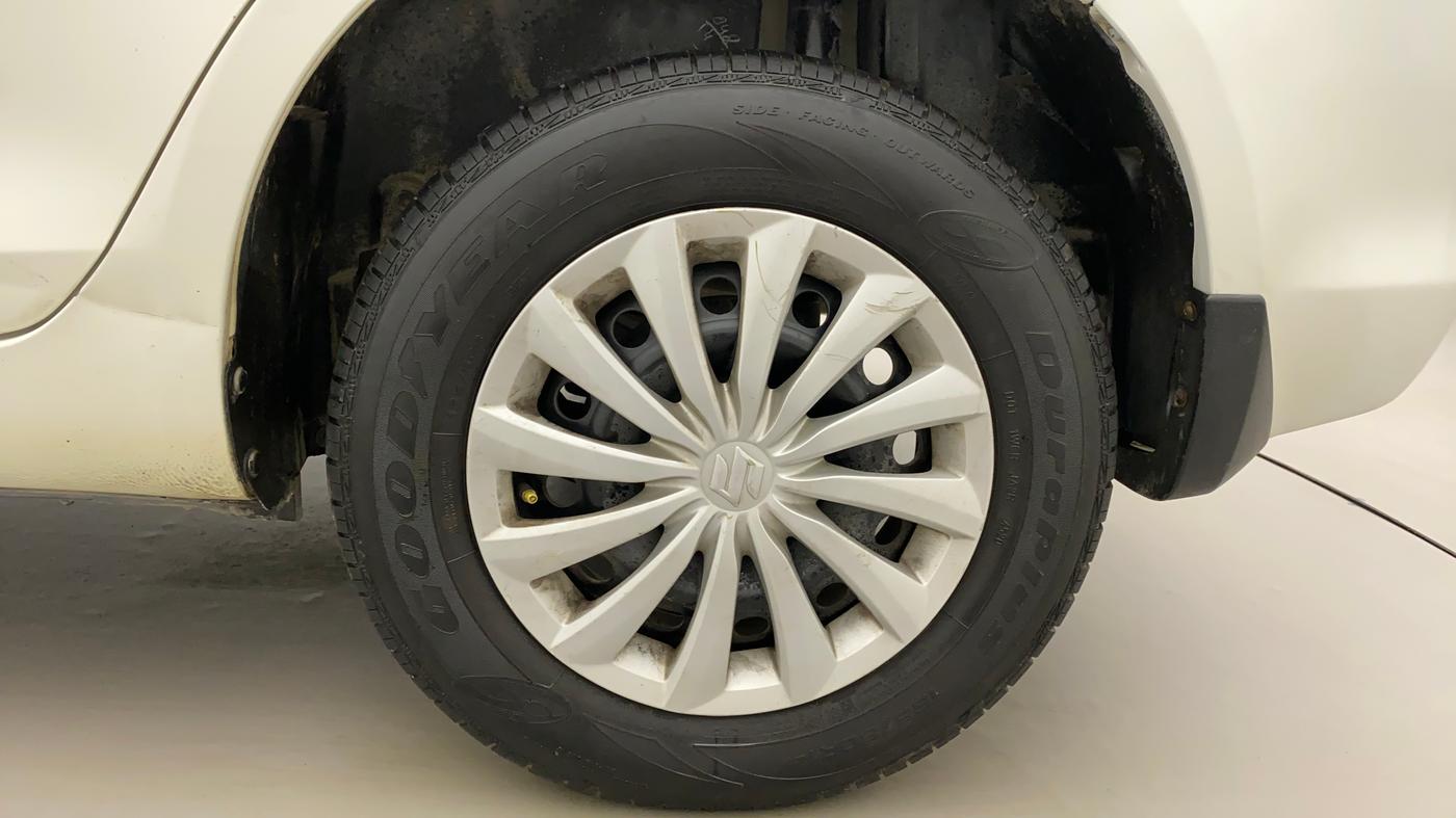 2015 Maruti Swift Dzire VXI, Petrol, Manual, 95,456 km, Left Rear Wheel