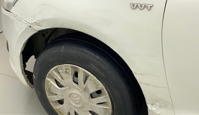 2013 Maruti Swift VXI, Petrol, Manual, 51,905 km, Left fender - Minor scratches