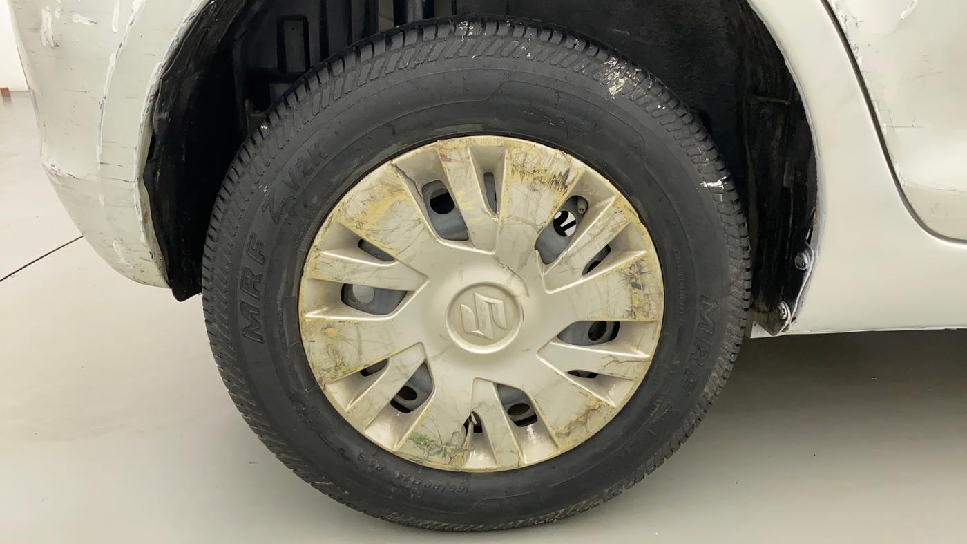 2013 Maruti Swift VXI, Petrol, Manual, 51,905 km, Right Rear Wheel