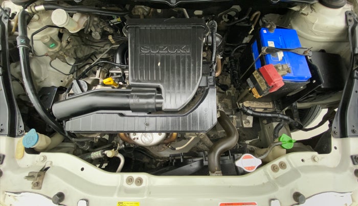 2013 Maruti Swift VXI, Petrol, Manual, 51,905 km, Open Bonet