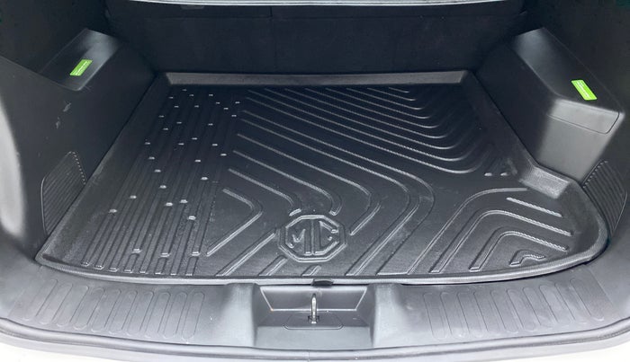 2020 MG HECTOR SHARP DCT PETROL, Petrol, Automatic, 18,055 km, Boot Inside