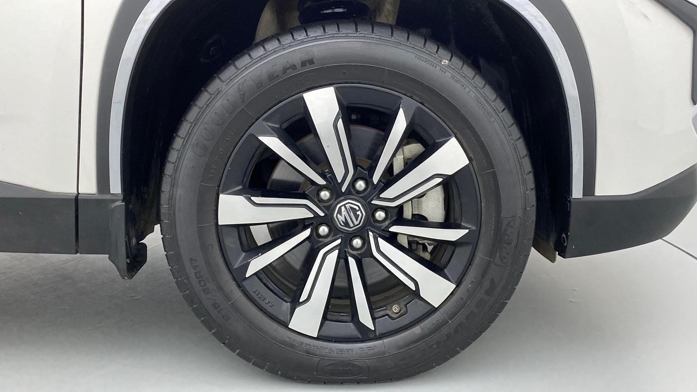2020 MG HECTOR SHARP DCT PETROL, Petrol, Automatic, 18,055 km, Left Front Wheel