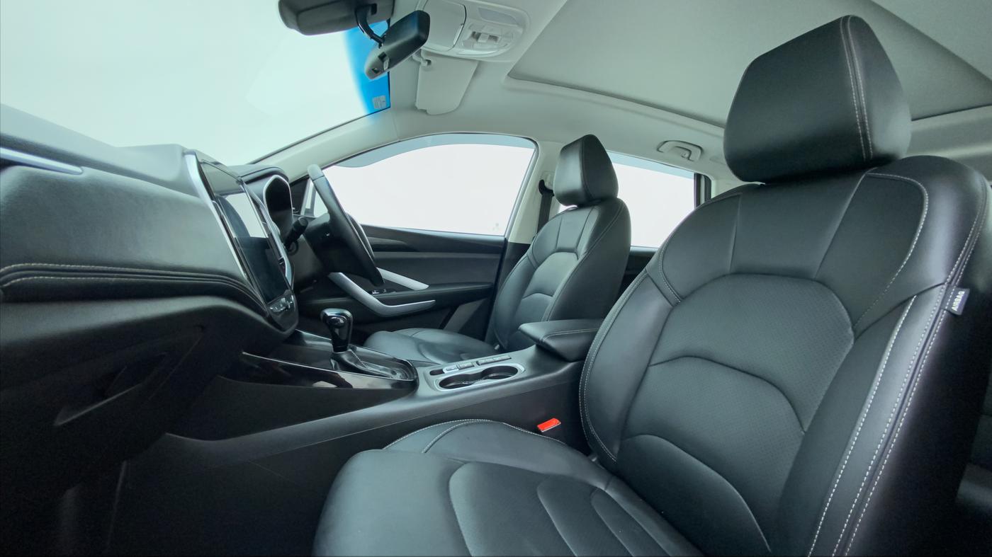 2020 MG HECTOR SHARP DCT PETROL, Petrol, Automatic, 18,055 km, Right Side Front Door Cabin