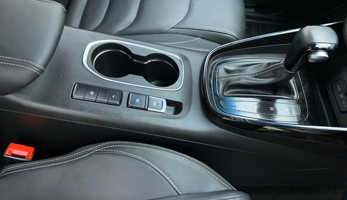 2020 MG HECTOR SHARP DCT PETROL, Petrol, Automatic, 18,055 km, Gear Lever