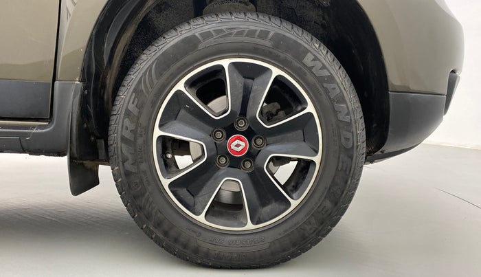 2018 Renault Duster RXS CVT 106 PS, Petrol, Automatic, 13,450 km, Right Front Wheel