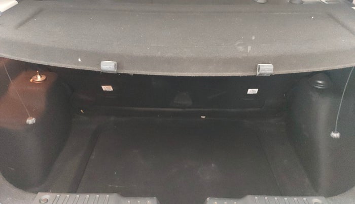 2022 Tata ALTROZ XZ PLUS PETROL, Petrol, Manual, 22,527 km, Boot Inside