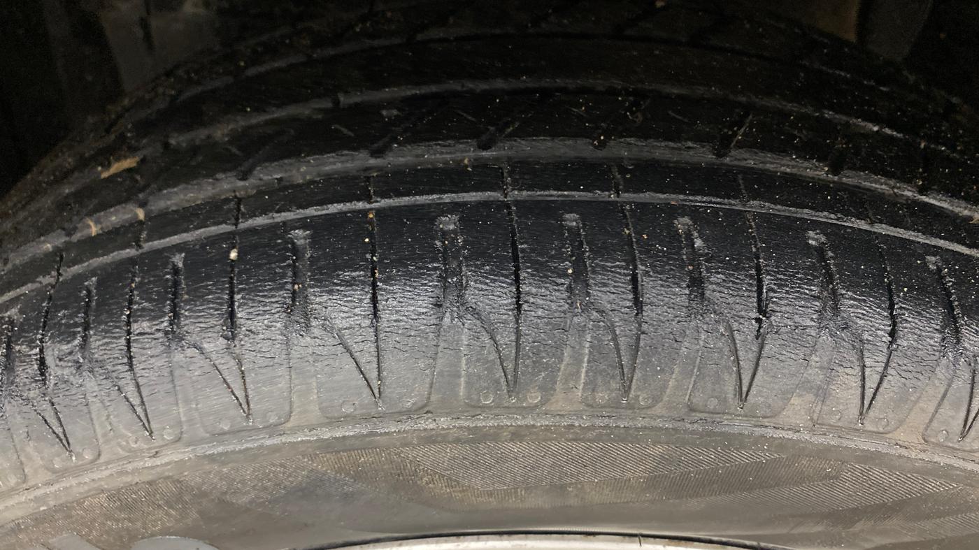 2022 Maruti Vitara Brezza VXI, Petrol, Manual, 54,374 km, Left Front Tyre Tread