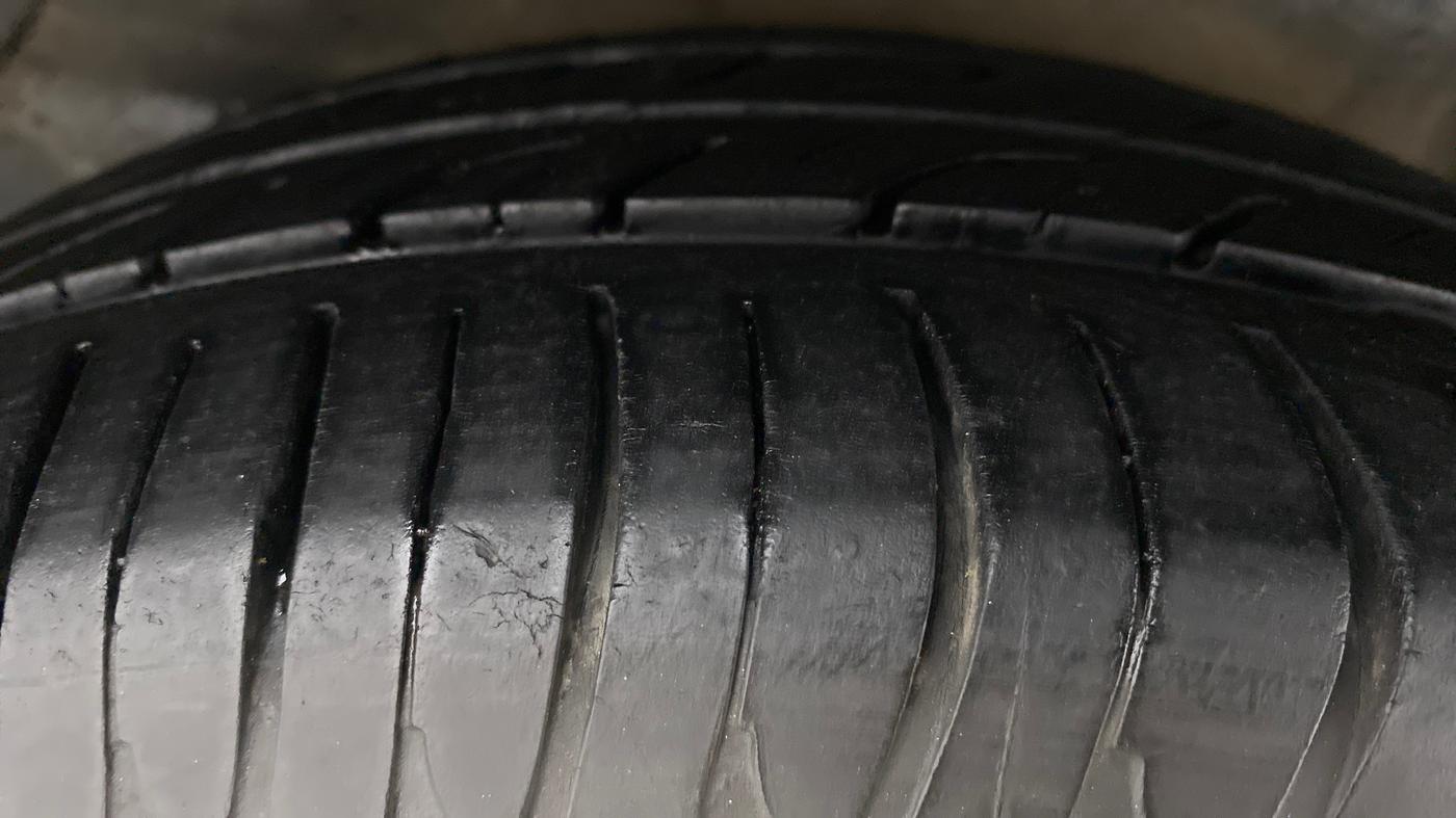 2013 Hyundai i20 SPORTZ 1.2, Petrol, Manual, 72,326 km, Right Rear Tyre Tread