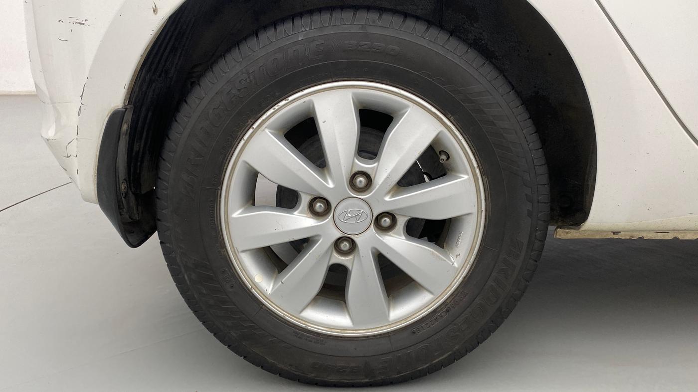 2013 Hyundai i20 SPORTZ 1.2, Petrol, Manual, 72,326 km, Right Rear Wheel