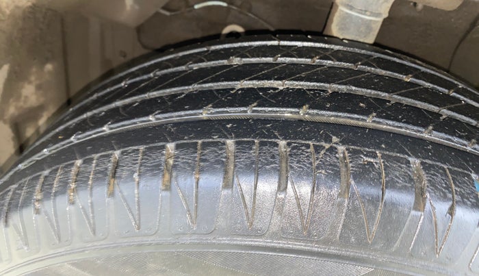 2022 Toyota URBAN CRUISER PREMIUM GRADE AT, Petrol, Automatic, 67,783 km, Left Front Tyre Tread