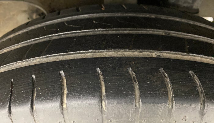 2019 Hyundai NEW SANTRO 1.1 MAGNA MT, Petrol, Manual, 34,113 km, Left Rear Tyre Tread