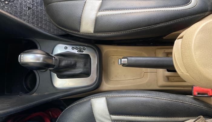 2017 Volkswagen Ameo HIGHLINE PLUS 1.5L AT 16 ALLOY, Diesel, Automatic, 1,06,109 km, Gear Lever
