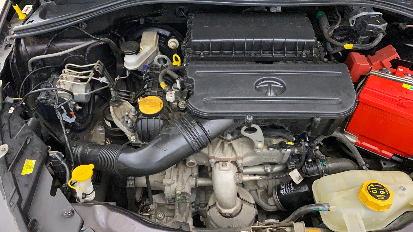 2022 Tata Tiago XZ PLUS CNG, CNG, Manual, 34,672 km, Engine View - Right
