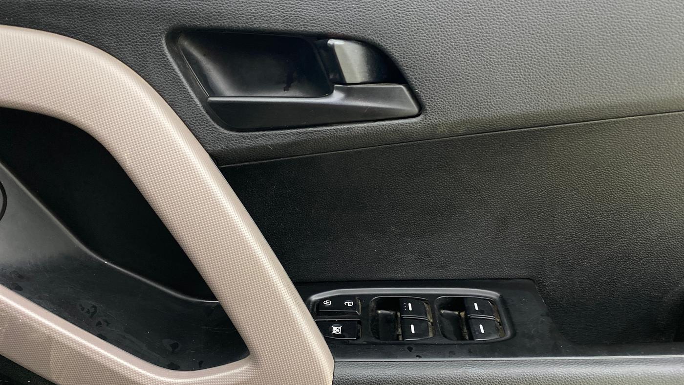 2019 Hyundai Creta EX 1.6 PETROL, Petrol, Manual, 62,101 km, Driver Side Door Panels Control