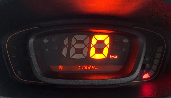 2019 Renault Kwid RXT 1.0 EASY-R AT OPTION, Petrol, Automatic, 11,952 km, Odometer Image