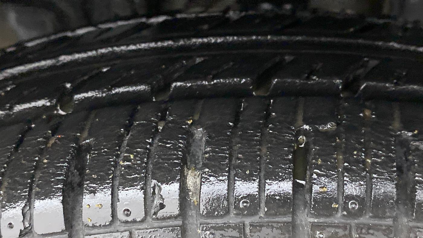 2019 Renault Kwid RXT 1.0 EASY-R AT OPTION, Petrol, Automatic, 11,952 km, Right Front Tyre Tread