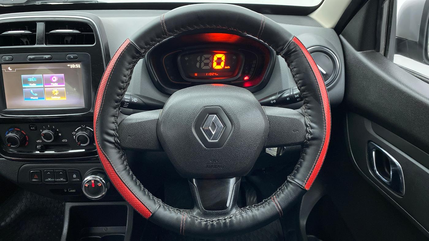 2019 Renault Kwid RXT 1.0 EASY-R AT OPTION, Petrol, Automatic, 11,952 km, Steering Wheel Close Up
