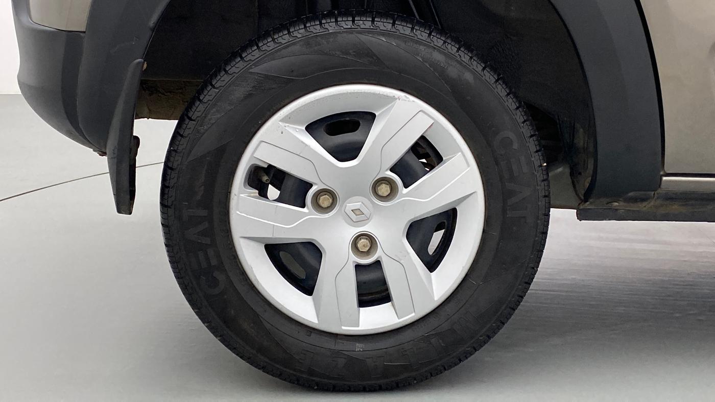 2019 Renault Kwid RXT 1.0 EASY-R AT OPTION, Petrol, Automatic, 11,952 km, Right Rear Wheel