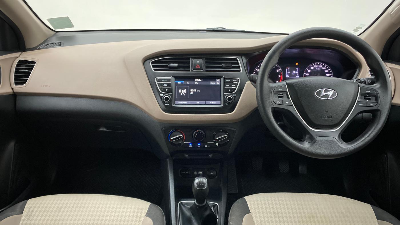 2019 Hyundai Elite i20 1.2 SPORTS PLUS VTVT, Petrol, Manual, 9,791 km, Dashboard