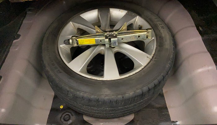 2013 Hyundai Verna FLUIDIC 1.6 VTVT SX, Petrol, Manual, 82,257 km, Spare Tyre