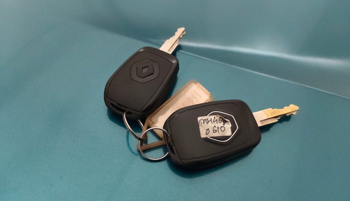 2020 Renault Kwid CLIMBER 1.0 AMT (O), Petrol, Automatic, 65,147 km, Key Close Up