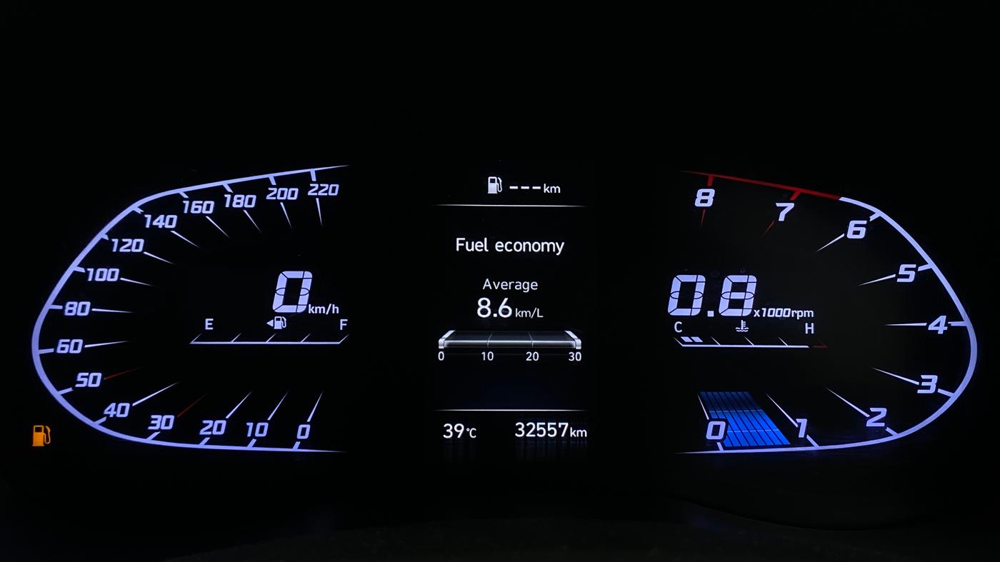 2022 Hyundai Verna SX (O)1.5 MPi, Petrol, Manual, 32,554 km, Odometer Image