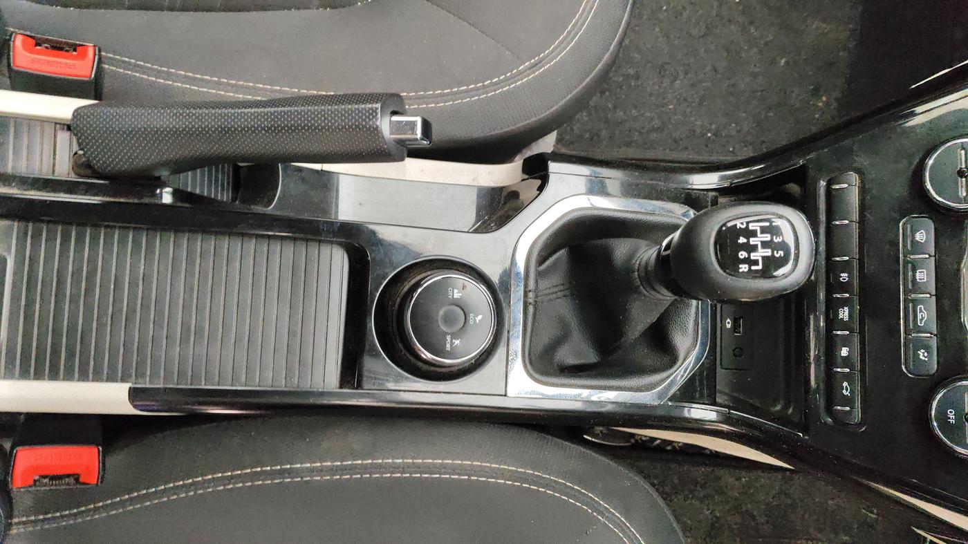 2021 Tata NEXON XZ PLUS (O) DIESEL, Diesel, Manual, 1,02,929 km, Gear Lever