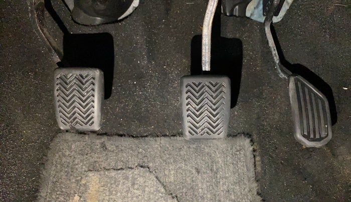 2012 Toyota Etios G, Petrol, Manual, 91,979 km, Pedals