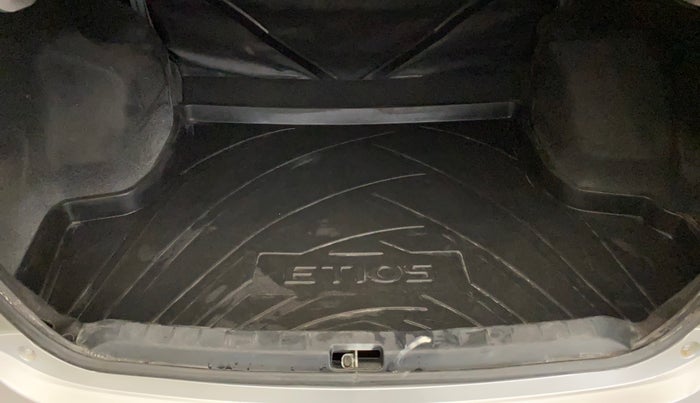 2012 Toyota Etios G, Petrol, Manual, 91,979 km, Boot Inside