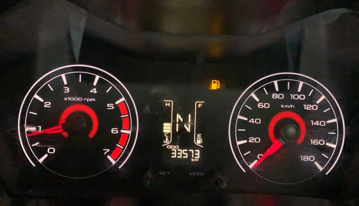 2017 Mahindra Kuv100 K4 6 STR, Petrol, Manual, 33,573 km, Odometer Image