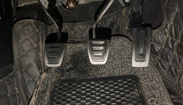 2023 Skoda KUSHAQ  MONTE CARLO 1.0L TSI MT, Petrol, Manual, 49,560 km, Pedals