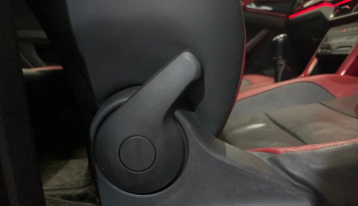 2023 Skoda KUSHAQ  MONTE CARLO 1.0L TSI MT, Petrol, Manual, 49,560 km, Driver Side Adjustment Panel