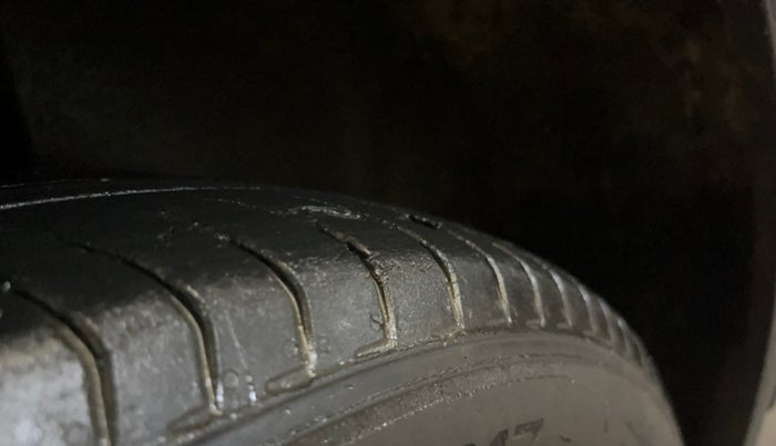 2023 Skoda KUSHAQ  MONTE CARLO 1.0L TSI MT, Petrol, Manual, 49,560 km, Right Rear Tyre Tread