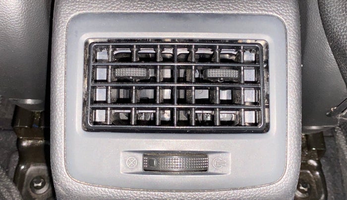 2017 Hyundai Grand i10 ASTA 1.2 KAPPA VTVT, Petrol, Manual, 45,871 km, Rear AC Vents