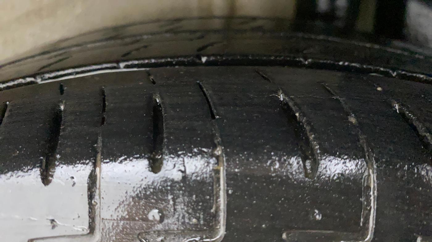 2019 Maruti IGNIS DELTA 1.2 AMT, Petrol, Automatic, 43,556 km, Left Rear Tyre Tread