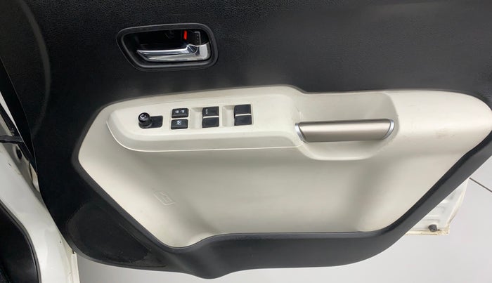 2019 Maruti IGNIS DELTA 1.2 AMT, Petrol, Automatic, 43,556 km, Driver Side Door Panels Control
