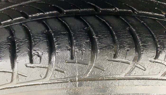 2019 Maruti Celerio VXI, Petrol, Manual, 16,993 km, Right Front Tyre Tread