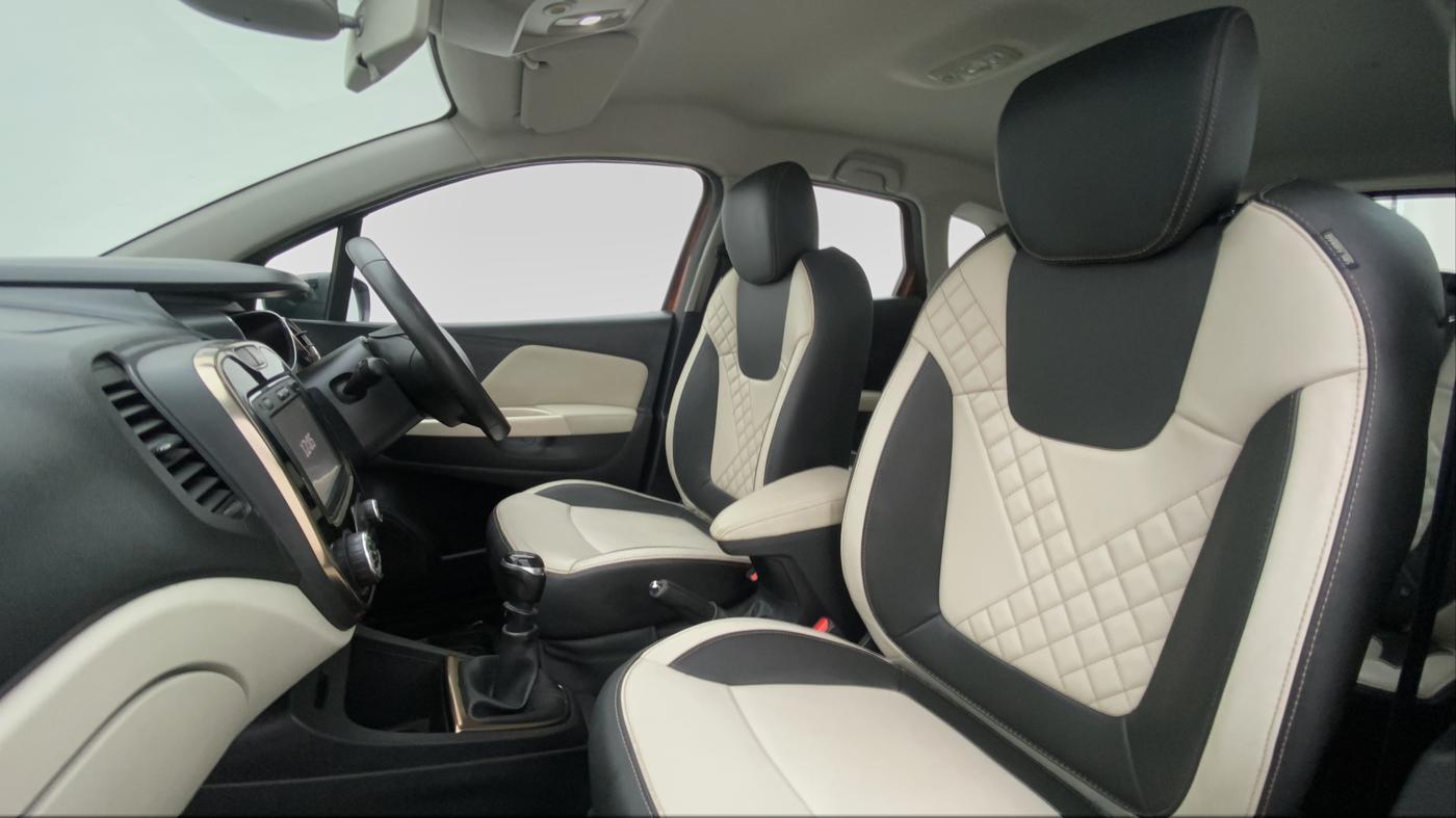 2017 Renault Captur 1.5 PLATINE DIESEL, Diesel, Manual, 39,387 km, Right Side Front Door Cabin