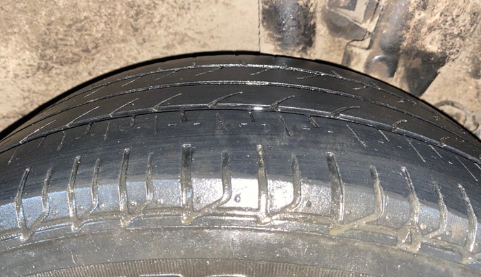 2023 Hyundai NEW I20 ASTA (O) 1.2 MT, Petrol, Manual, 23,073 km, Left Rear Tyre Tread