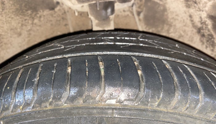 2023 Hyundai NEW I20 ASTA (O) 1.2 MT, Petrol, Manual, 23,073 km, Right Front Tyre Tread