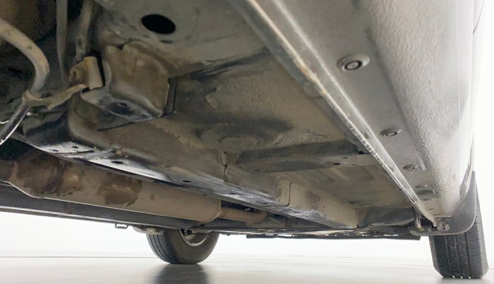 2011 Maruti Ritz ZXI, Petrol, Manual, 83,970 km, Right Side Underbody