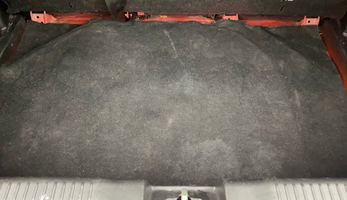 2018 Maruti Swift VDI, Diesel, Manual, 1,00,916 km, Boot Inside