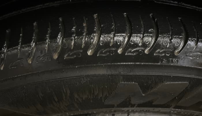 2022 Maruti New Wagon-R ZXI 1.2, Petrol, Manual, 26,602 km, Left Front Tyre Tread