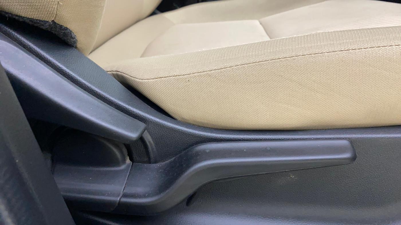 2023 Honda Amaze 1.2L I-VTEC S, Petrol, Manual, 20,169 km, Driver Side Adjustment Panel