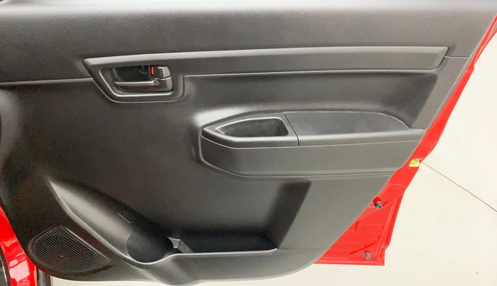 2020 Maruti S PRESSO VXI (O) AMT, Petrol, Automatic, 14,929 km, Driver Side Door Panels Control
