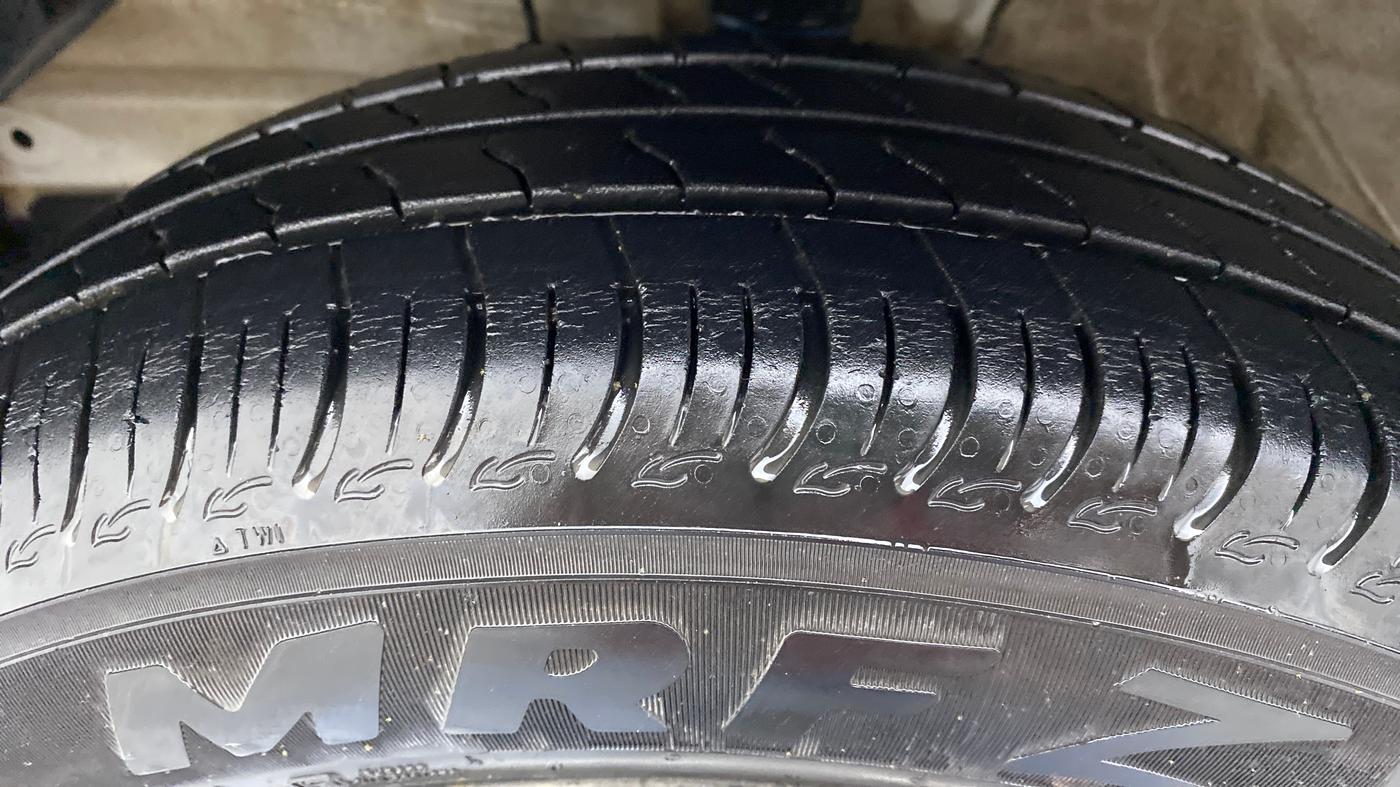 2020 Maruti S PRESSO VXI PLUS, Petrol, Manual, 19,706 km, Left Front Tyre Tread