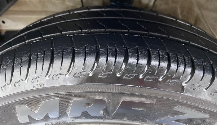 2020 Maruti S PRESSO VXI PLUS, Petrol, Manual, 19,706 km, Left Front Tyre Tread