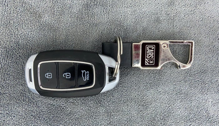 2018 Hyundai Verna 1.6 VTVT SX O, Petrol, Manual, 67,110 km, Key Close Up