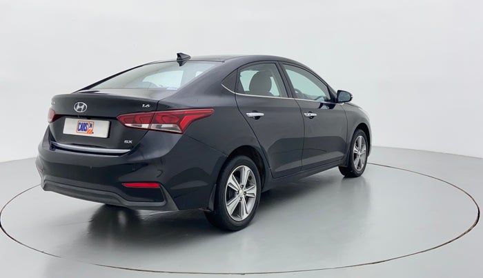 2018 Hyundai Verna 1.6 VTVT SX O, Petrol, Manual, 67,110 km, Right Back Diagonal